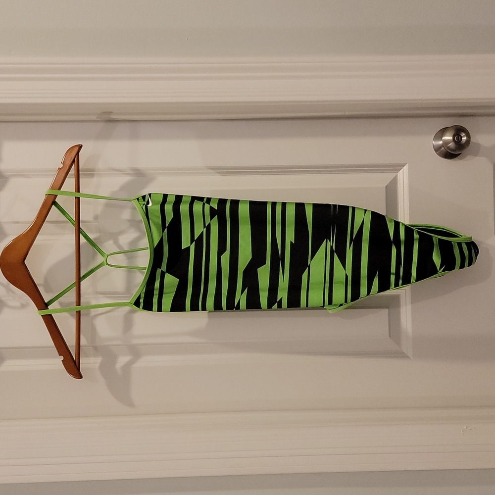 Nike reversible one piece swimsuit. Size 14